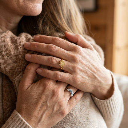 💫 Lavisso® Sun & Moon Bond Ring — Forever Connected